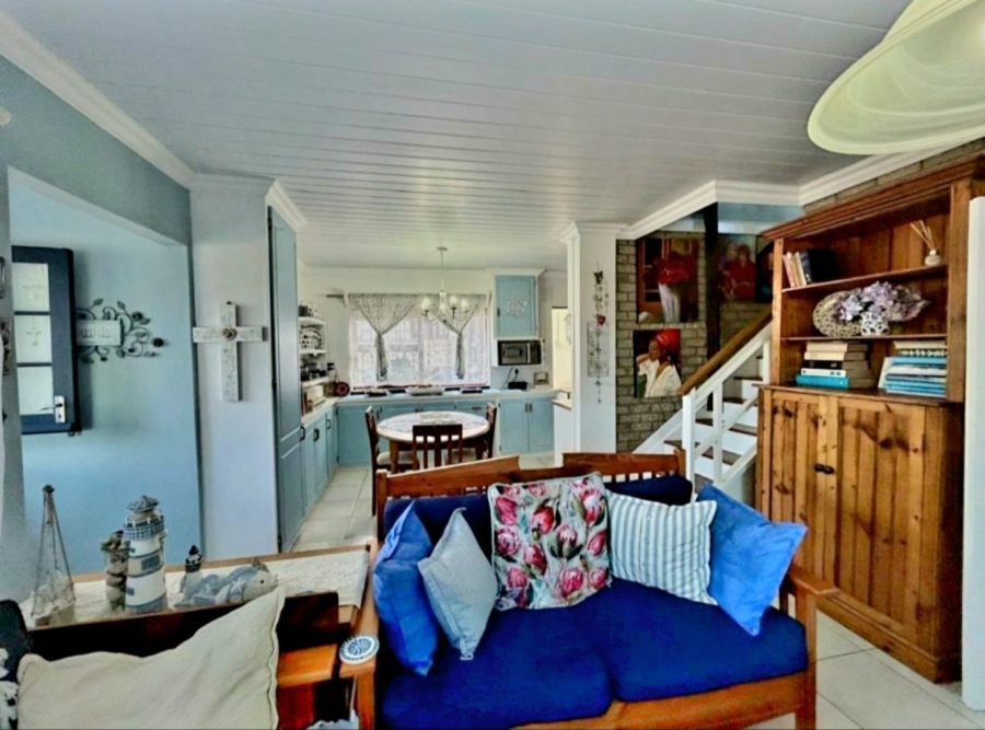  Bedroom Property for Sale in Hartenbos Heuwels Western Cape